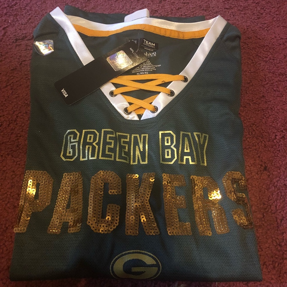 Women’s Green Bay Packers team apparel